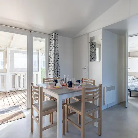 Hébergement de vacances Mobilehome Véronique Gastes