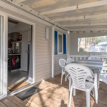 Mobilehome Veronique 4* Gastes