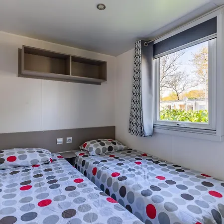 Campsite Mobilehome Veronique