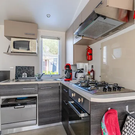 Campsite Mobilehome Veronique 4*